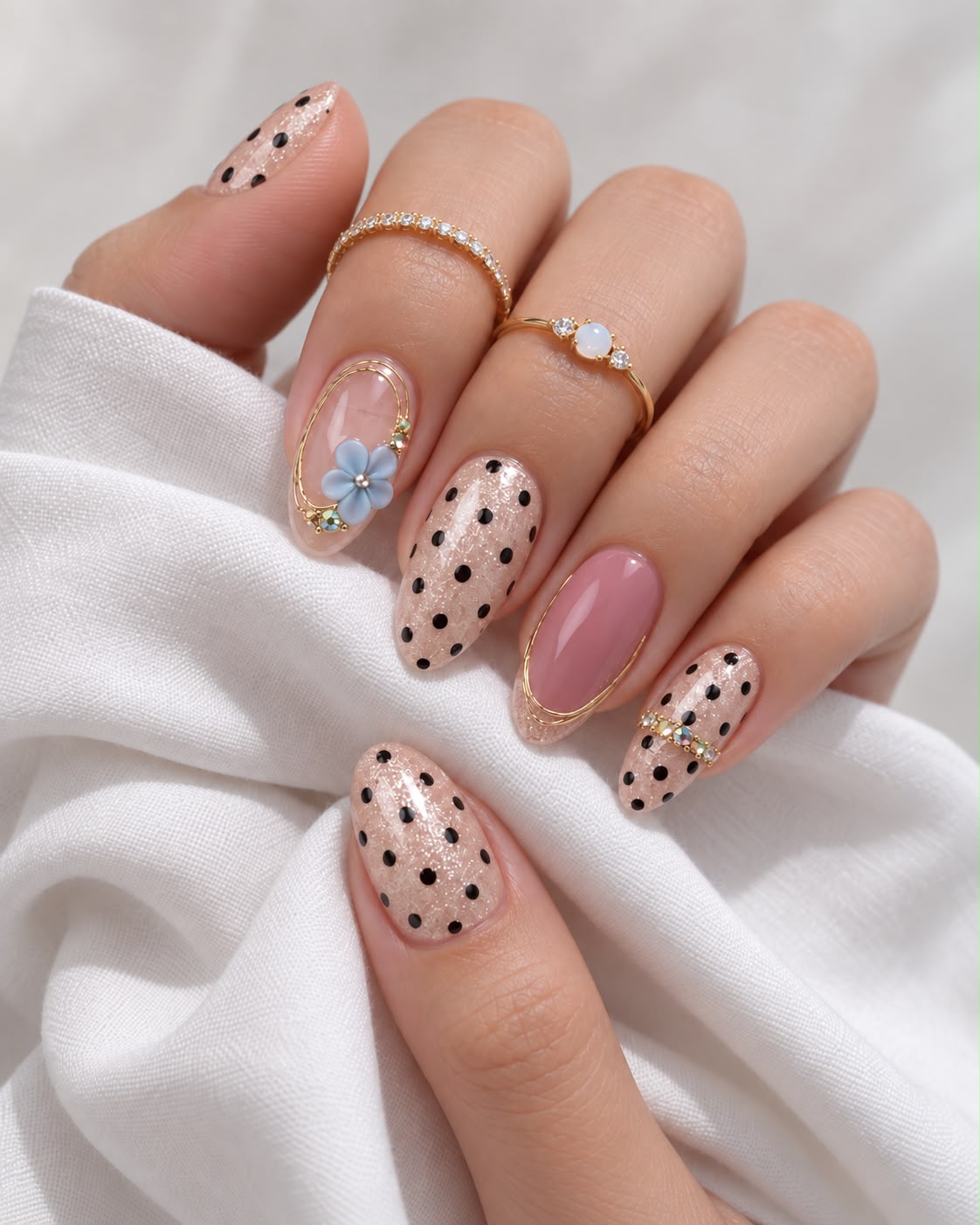 Blue Crush press-on nails worn on model Daisam