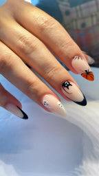 Diseño Noche Naranja en mano