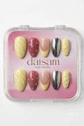 Golden Citrus press-on nails set Daisam