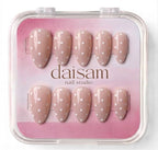 Nude Dots press-on nails set Daisam